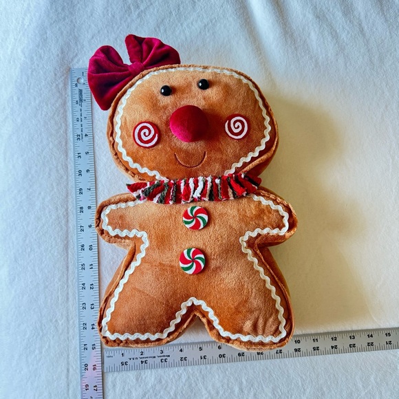 Hobby lobby Set of 2 Gingerbread Man Boy with Chef Hat and Girl PlushPillows New - Picture 2 of 10